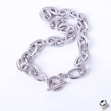 Load image into Gallery viewer, Large Silver Link Toggle Necklace
