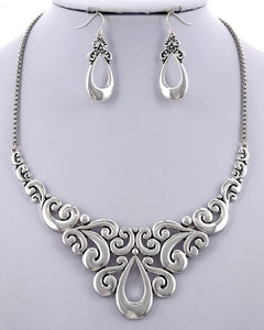 Filigree Metal Necklace & Earring Set