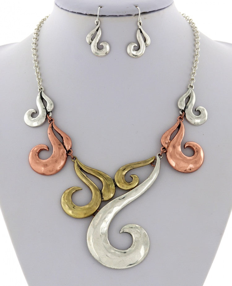 Filigree Metal Necklace & Earring Set